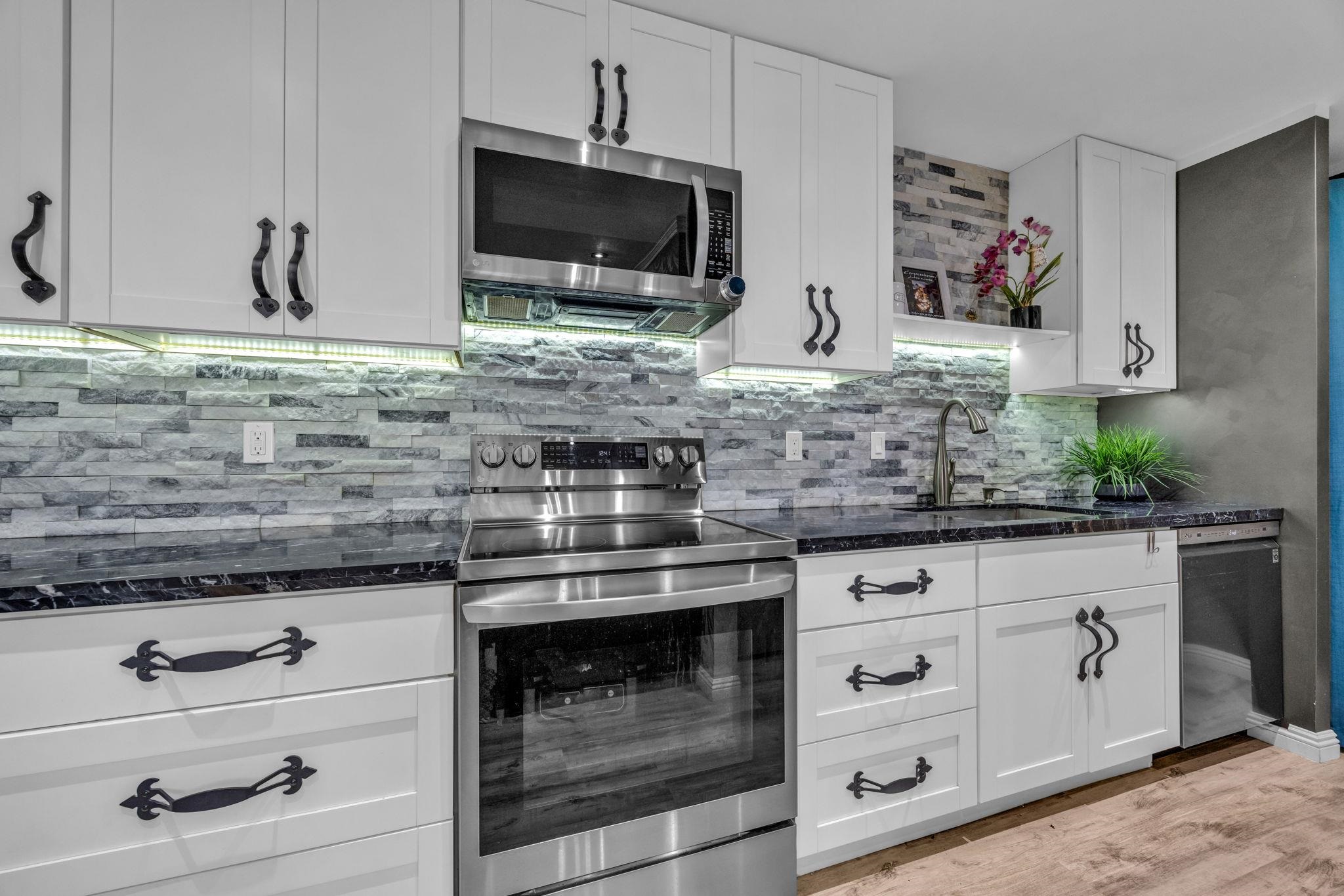 Keonekai Villages condo # 13-102, Kihei, Hawaii - photo 6 of 36