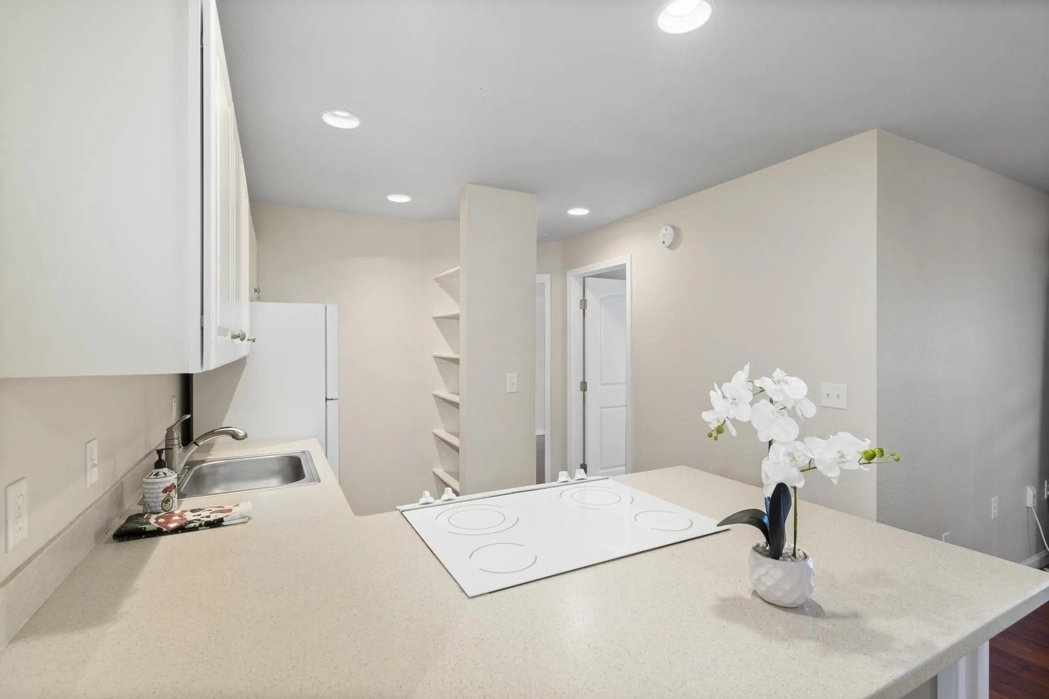 Keonekai Villages condo # 14-202, Kihei, Hawaii - photo 11 of 21