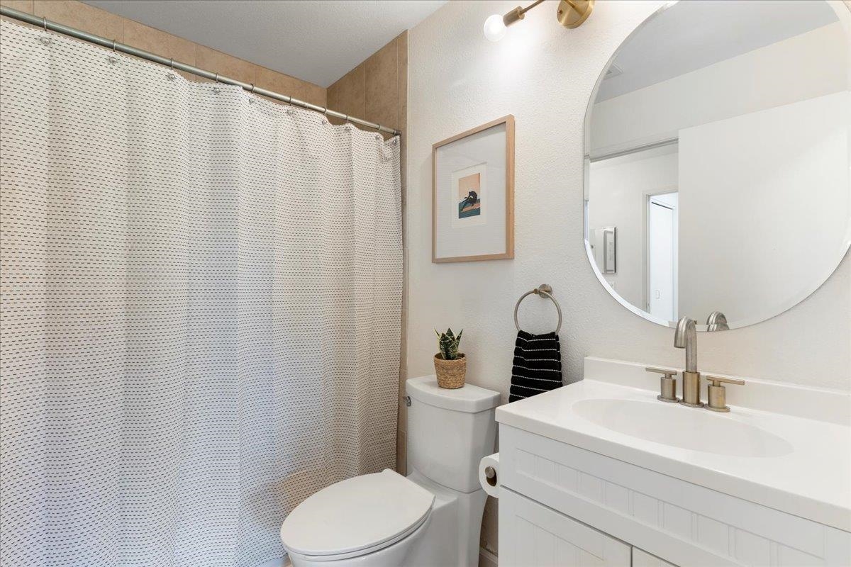 Keonekai Villages condo # 18-204, Kihei, Hawaii - photo 17 of 34