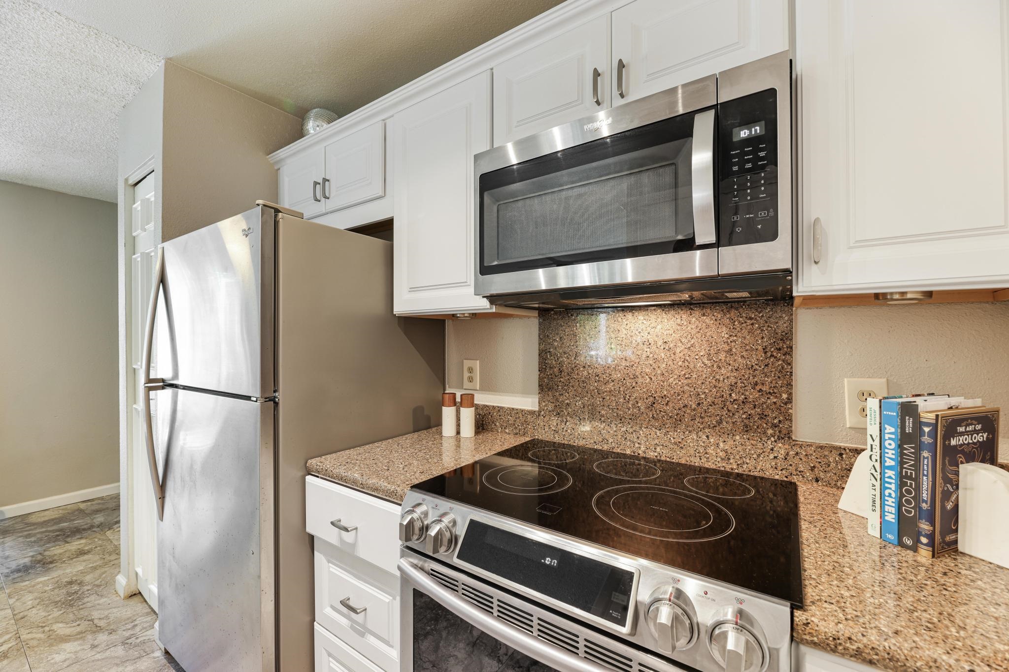 Keonekai Villages condo # 7-101, Kihei, Hawaii - photo 3 of 26