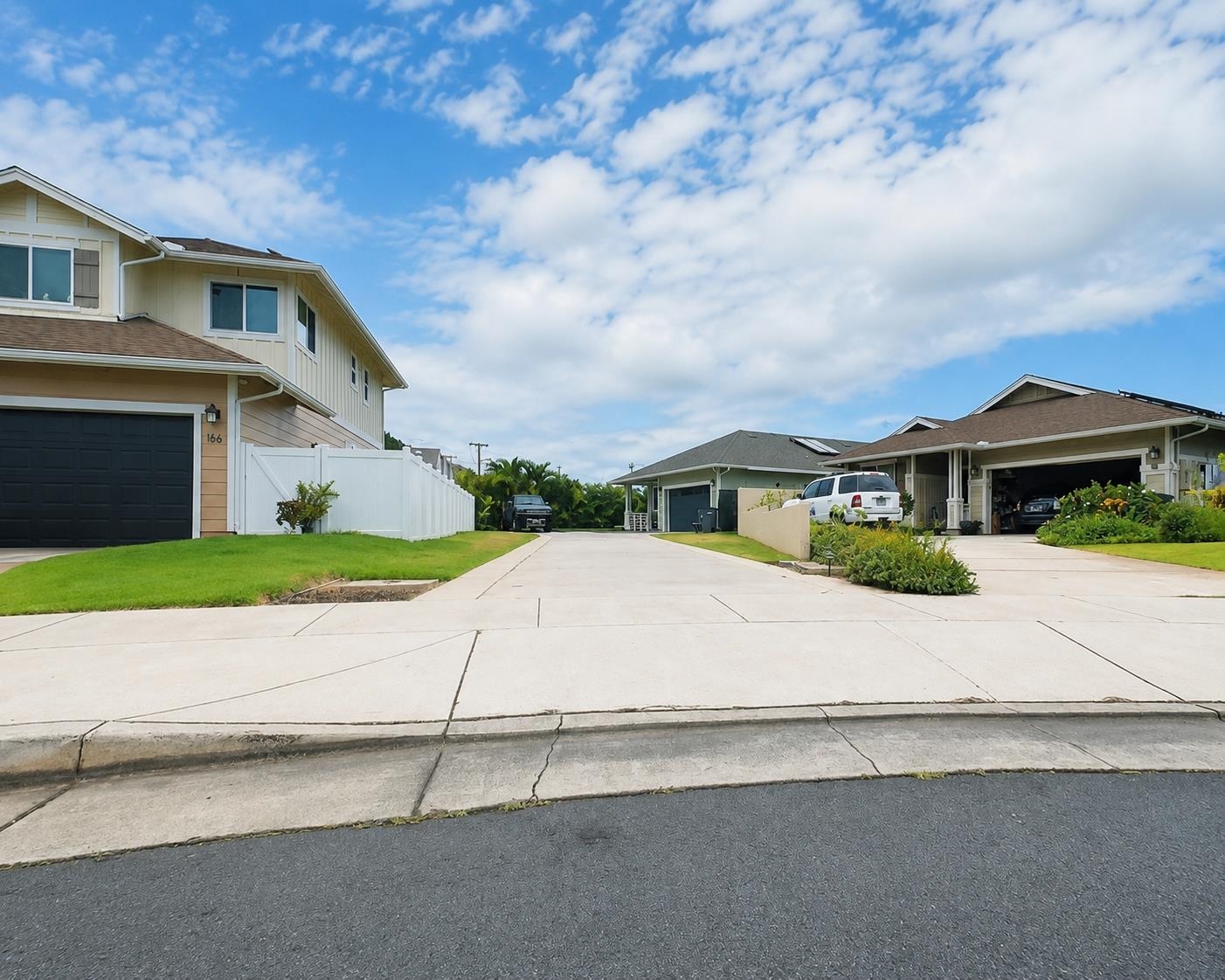 160  Kilioopu St , Wailuku home - photo 6 of 49
