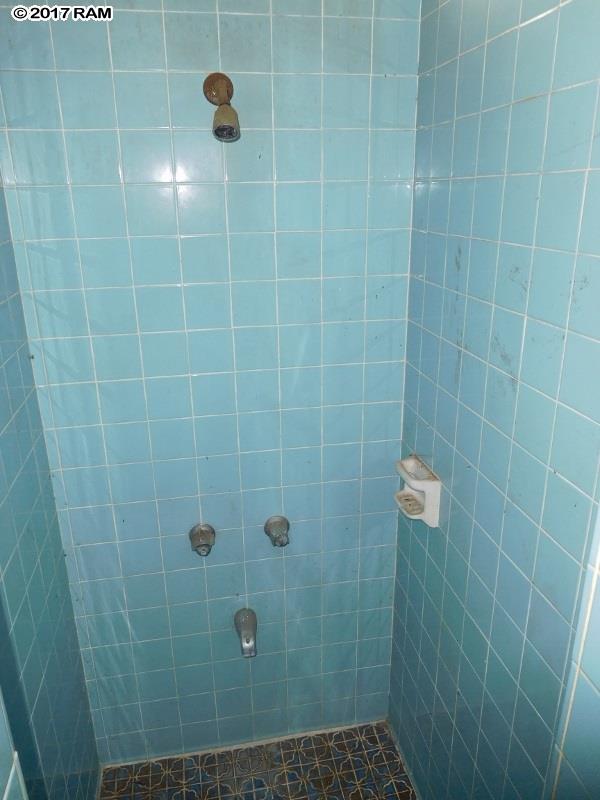 161  Opukea St , Kahului home - photo 12 of 27