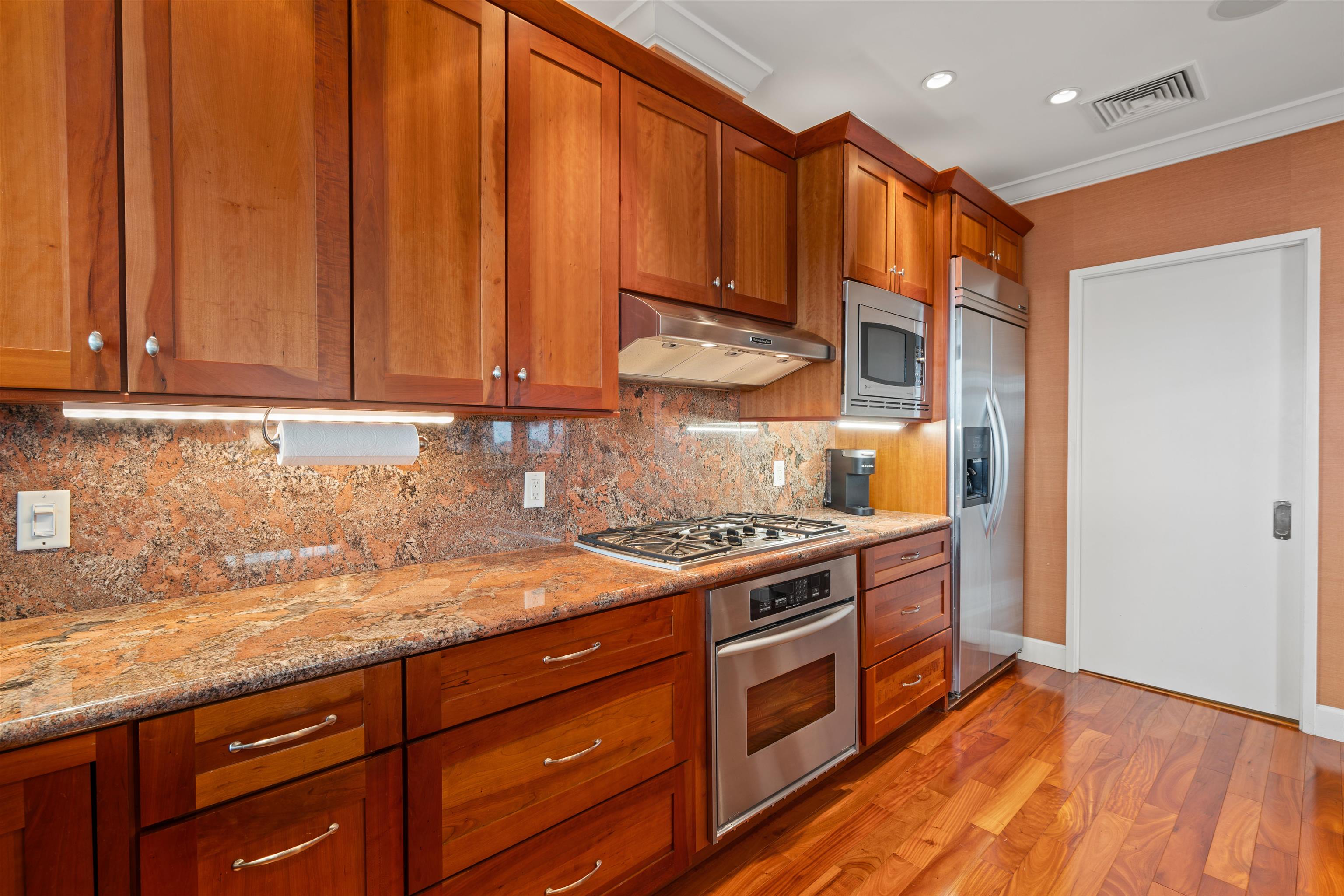 Wailea Town Center condo # D-201, Kihei, Hawaii - photo 13 of 36