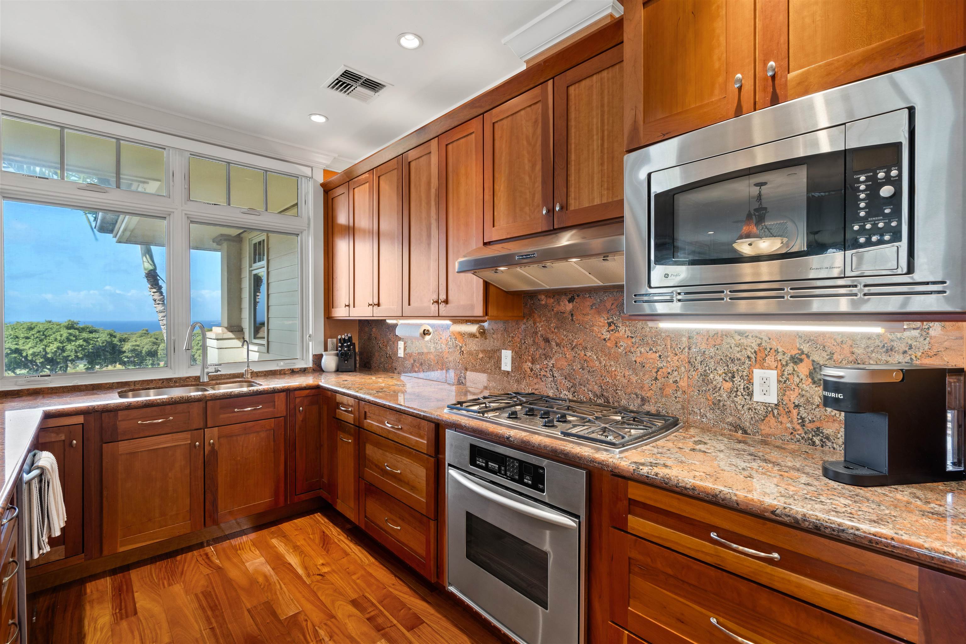 Wailea Town Center condo # D-201, Kihei, Hawaii - photo 6 of 36