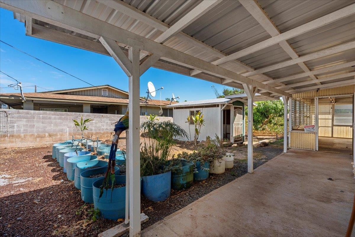 1610  Wili Pl , Wailuku home - photo 12 of 34