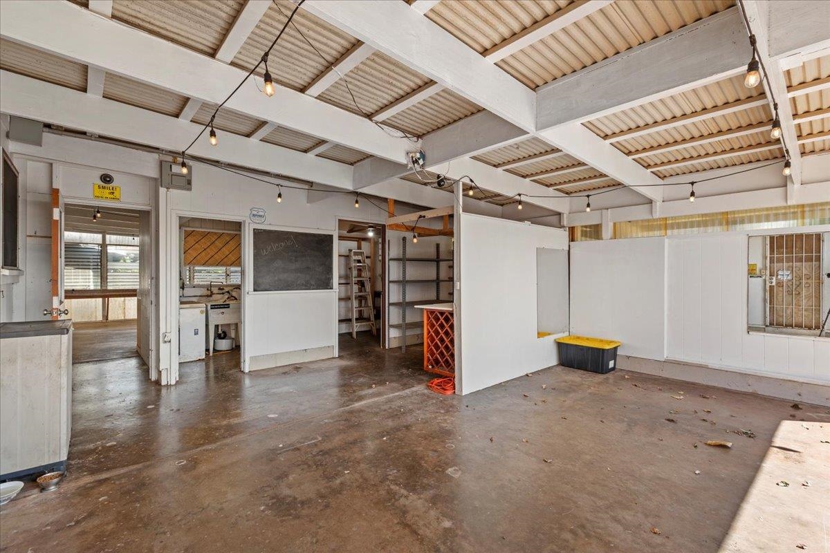 1610  Wili Pl , Wailuku home - photo 25 of 34