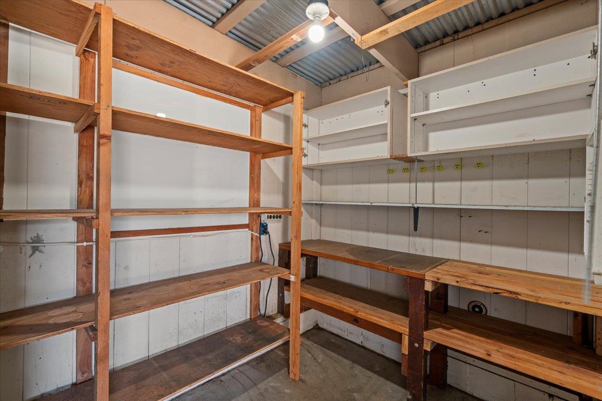 1610  Wili Pl , Wailuku home - photo 29 of 34