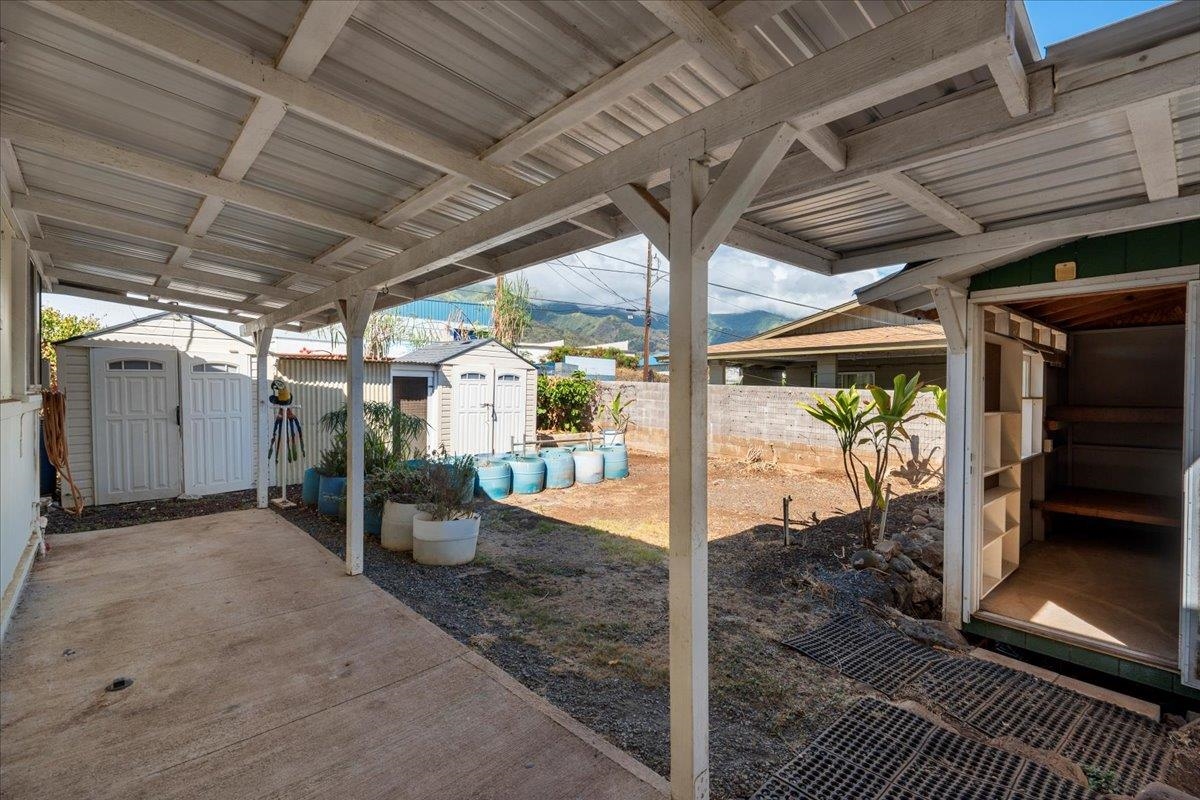 1610  Wili Pl , Wailuku home - photo 31 of 34