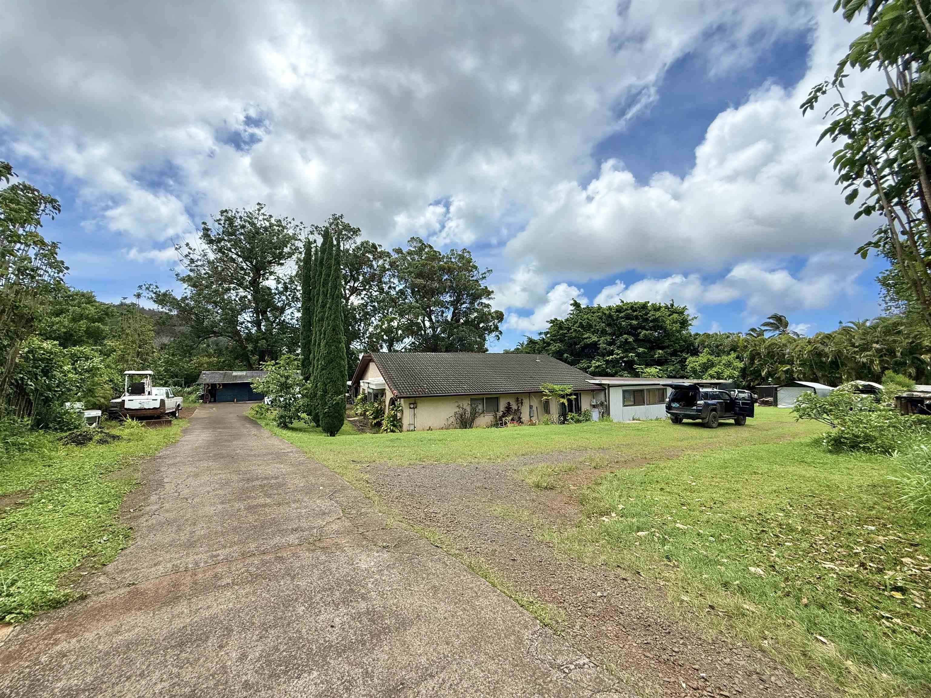1630  Kauhikoa Rd , Haiku home - photo 9 of 48