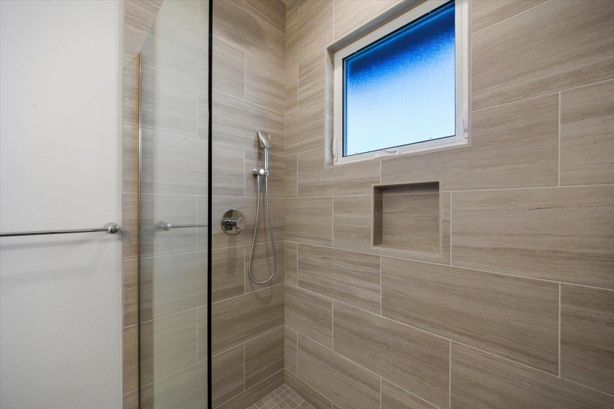 164  Oliona St , Makawao/Olinda/Haliimaile home - photo 21 of 35