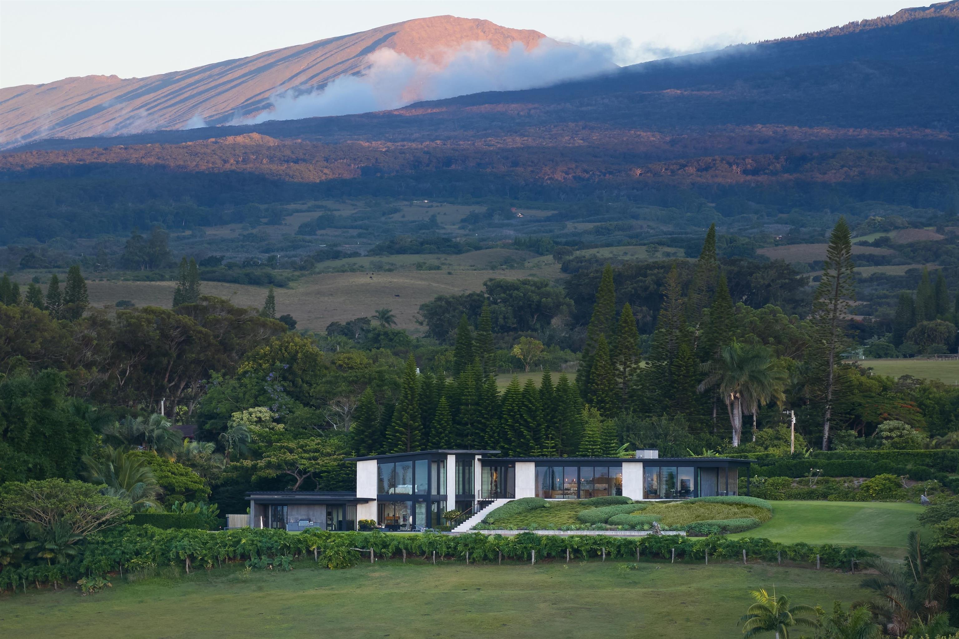 1642  Kuiaha Rd West Kuiaha, Haiku home - photo 4 of 50