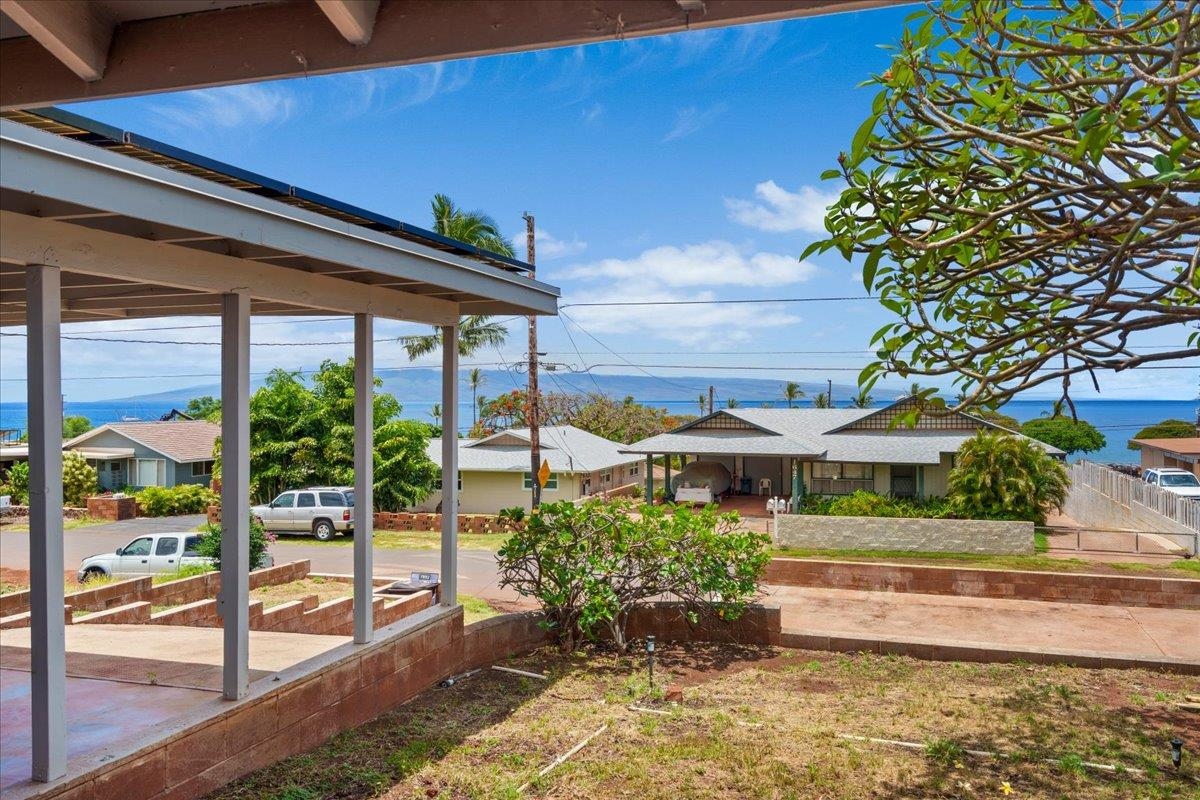 1648  Ainakea Rd Wahikuli, Lahaina home - photo 14 of 49