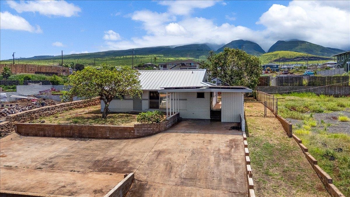 1648  Ainakea Rd Wahikuli, Lahaina home - photo 5 of 49