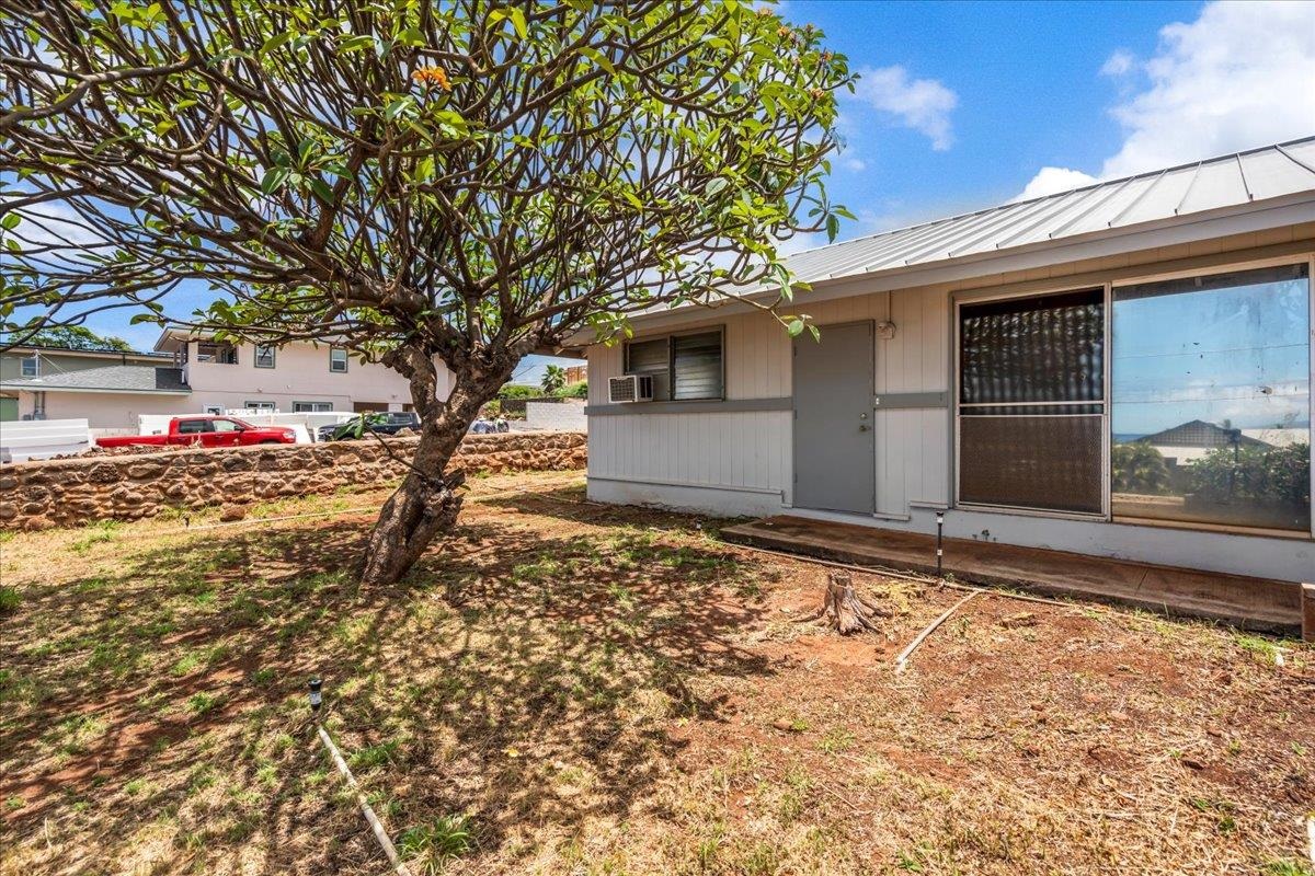 1648  Ainakea Rd Wahikuli, Lahaina home - photo 41 of 49