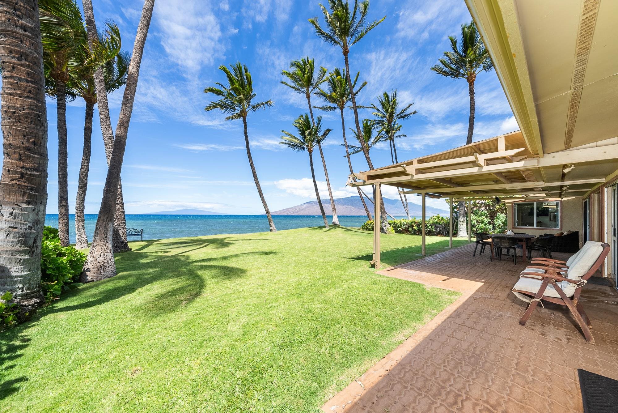 1656  Halama St , Kihei home - photo 2 of 42