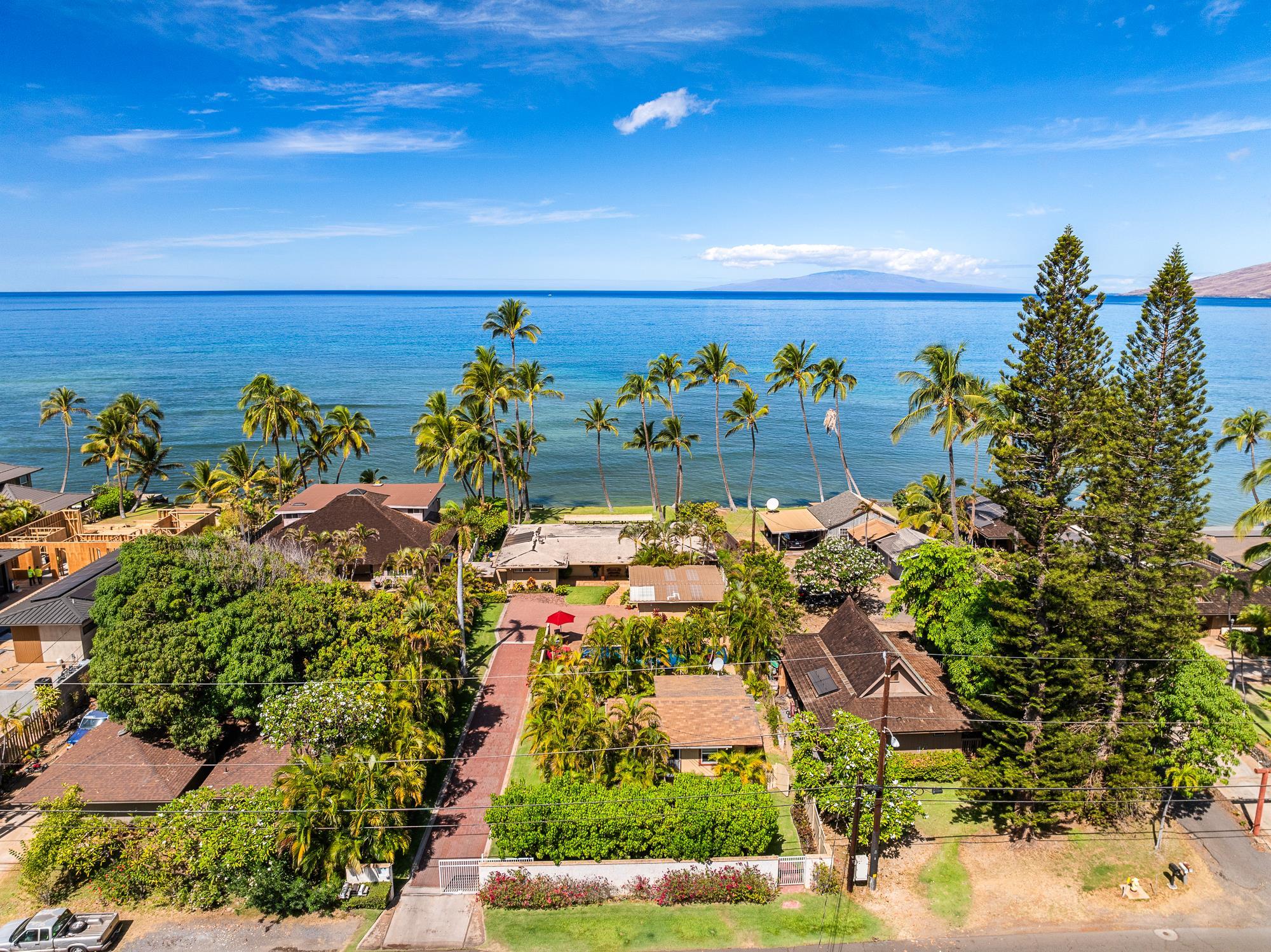 1656  Halama St , Kihei home - photo 3 of 42