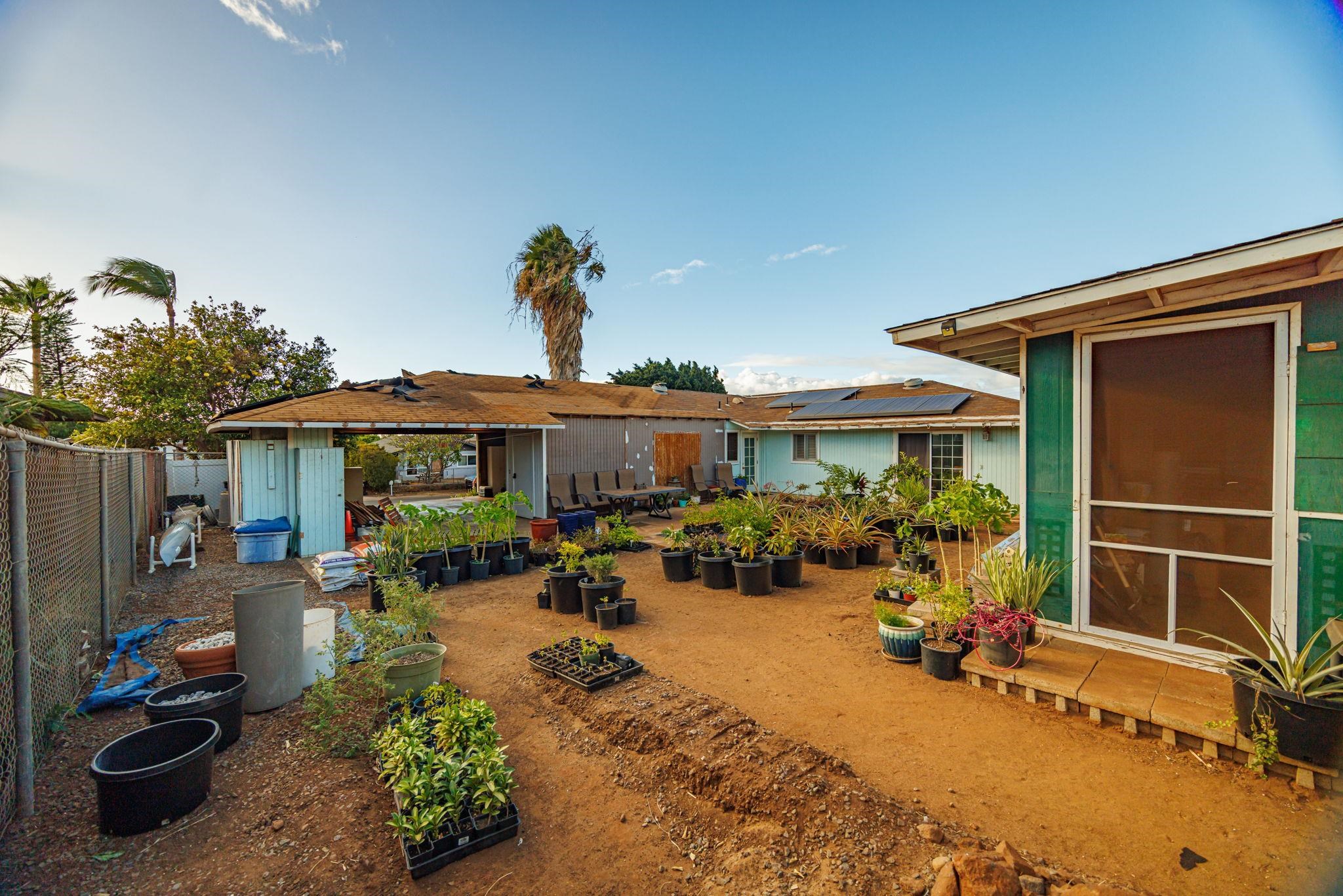 1669  Hoonanea St , Kihei home - photo 18 of 50