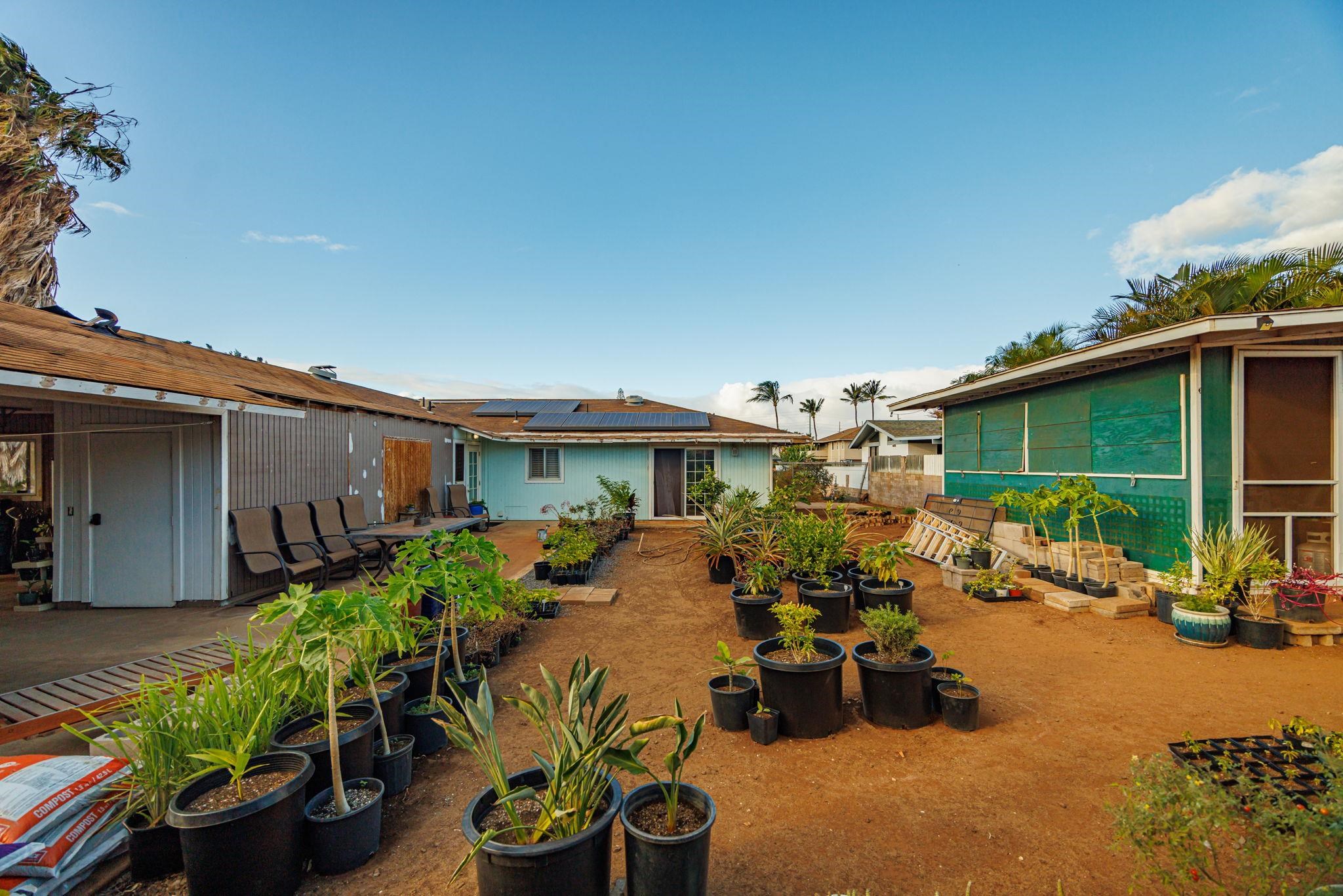 1669  Hoonanea St , Kihei home - photo 19 of 50