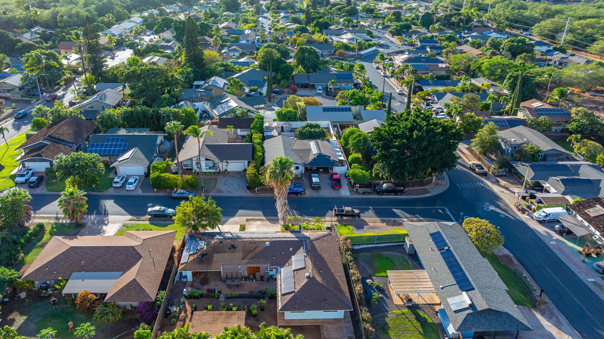 1669  Hoonanea St , Kihei home - photo 42 of 50