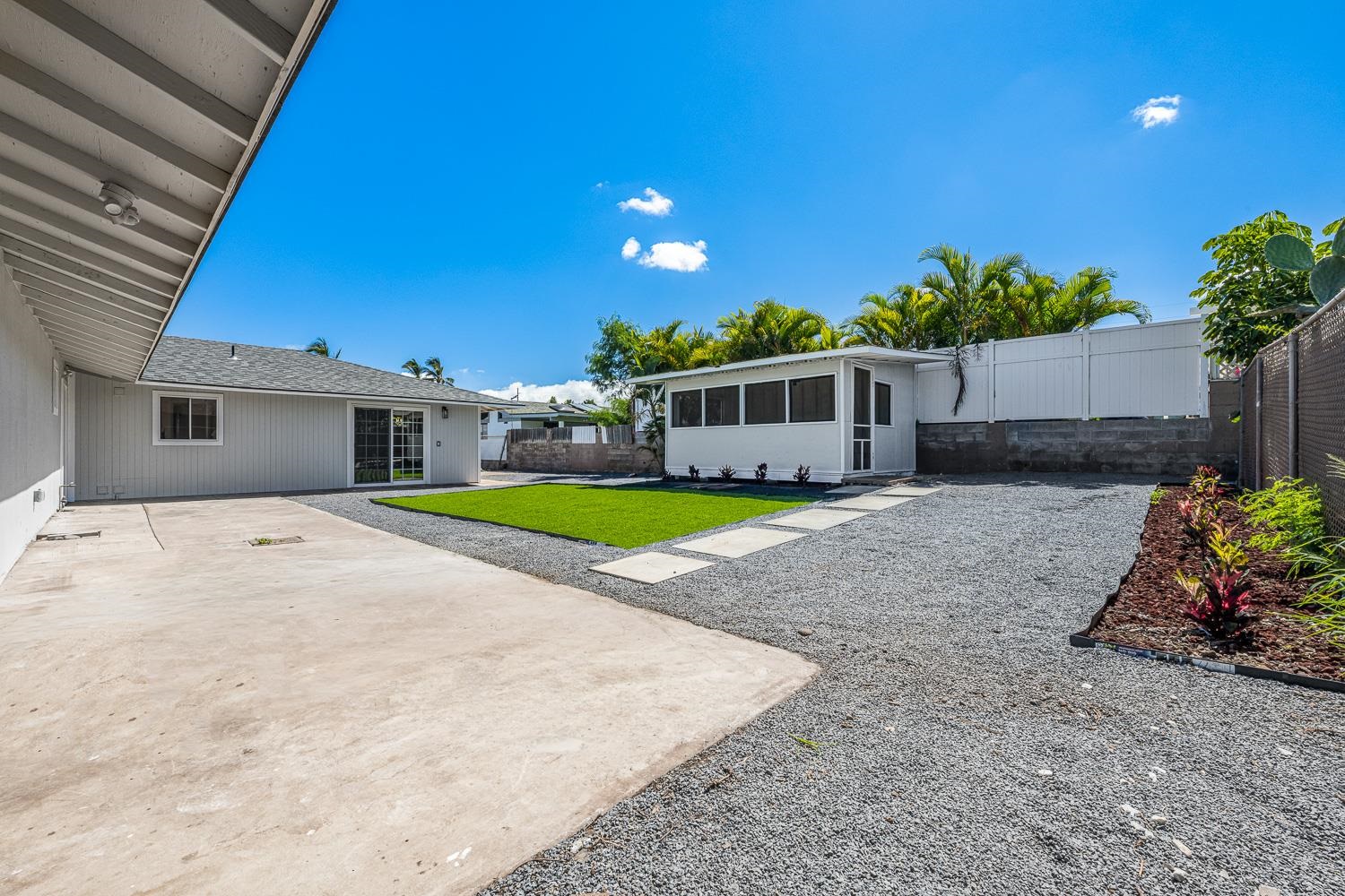 1669  Hoonanea St , Kihei home - photo 30 of 50