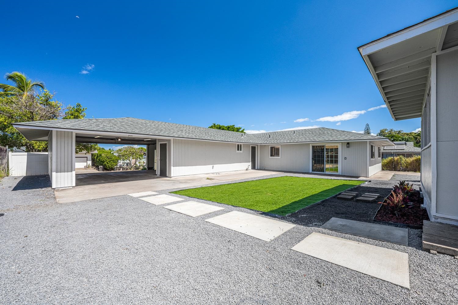 1669  Hoonanea St , Kihei home - photo 31 of 50