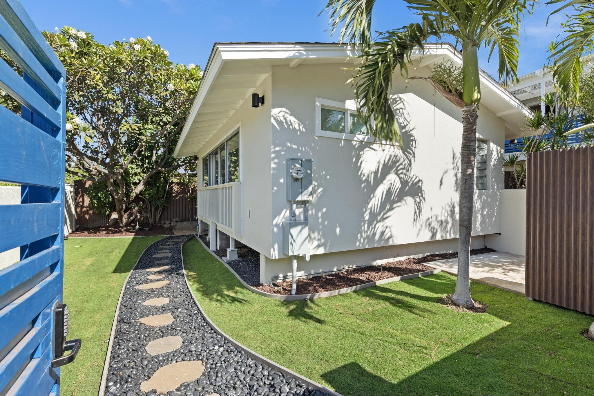 1673  Halama St Halama St, Kihei home - photo 38 of 50