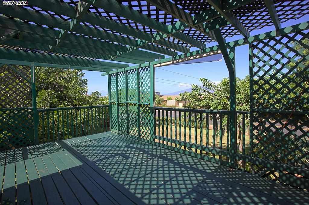 1676  Aa St Wahikuli, Lahaina home - photo 13 of 30