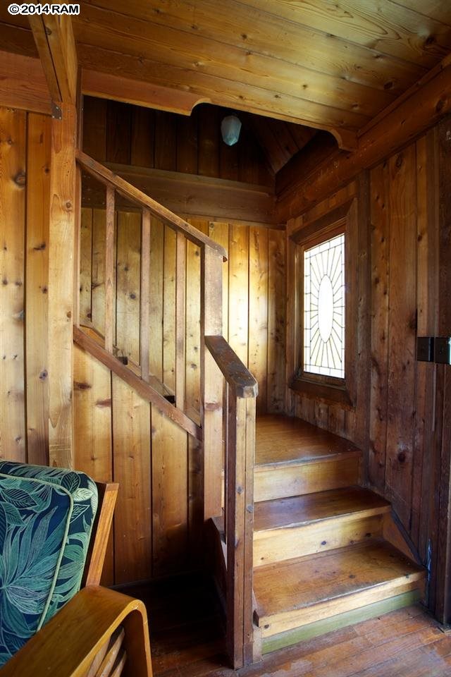 1676  Aa St Wahikuli, Lahaina home - photo 16 of 30