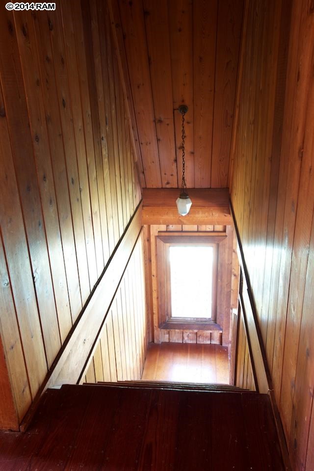 1676  Aa St Wahikuli, Lahaina home - photo 17 of 30