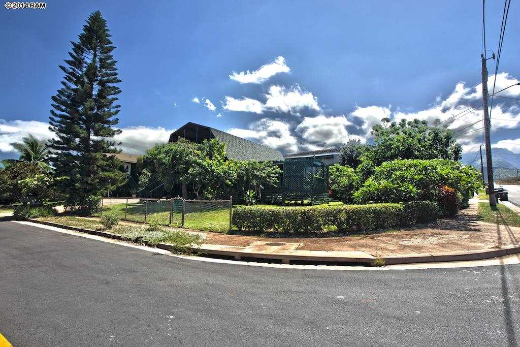 1676  Aa St Wahikuli, Lahaina home - photo 5 of 30