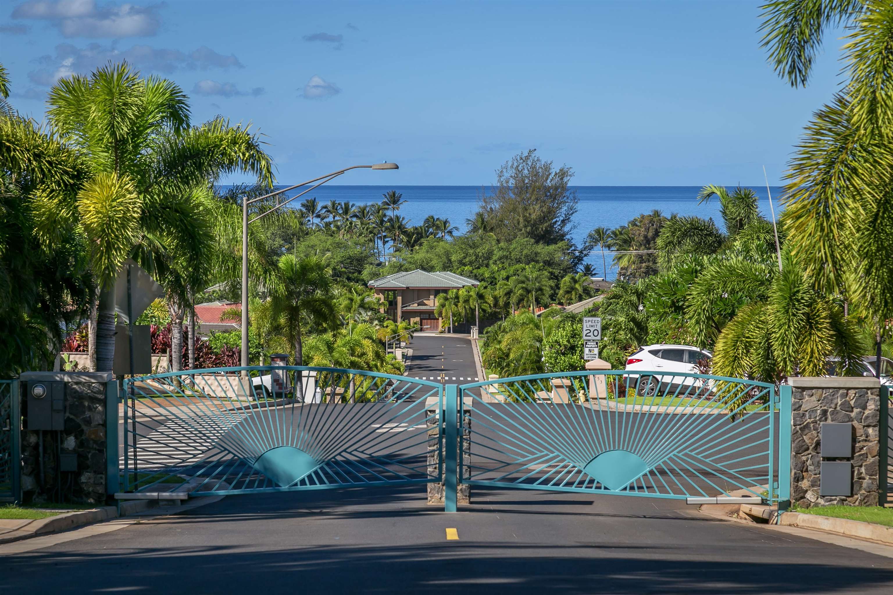 168  Hokai Pl Kilohana, Kihei home - photo 4 of 45