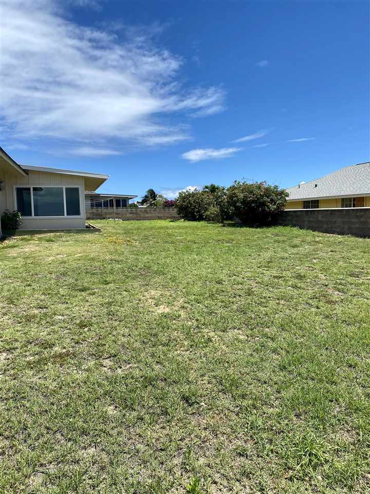 1684  Nana St Puuone Tract, Wailuku home - photo 12 of 19