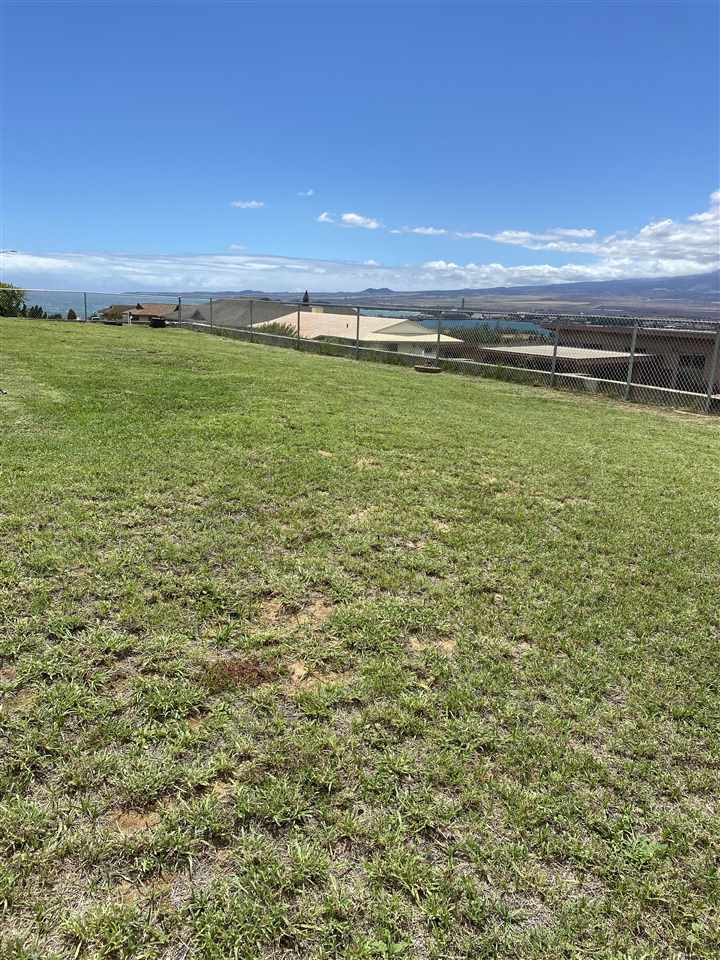 1684  Nana St Puuone Tract, Wailuku home - photo 14 of 19
