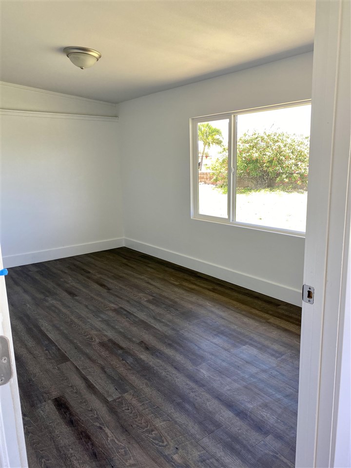 1684  Nana St Puuone Tract, Wailuku home - photo 6 of 19