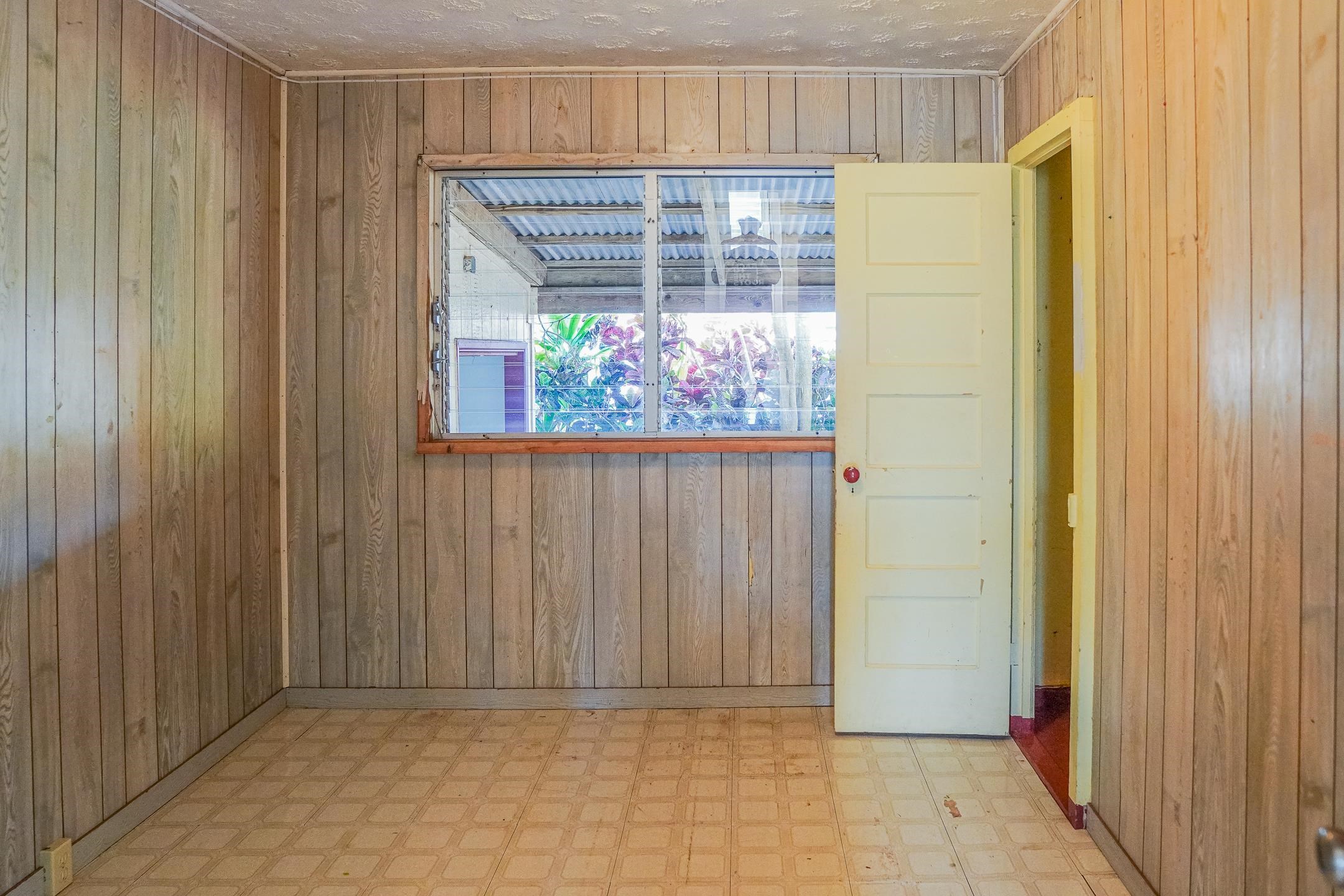 1685  Alahula St Kualapuu, Molokai home - photo 13 of 21