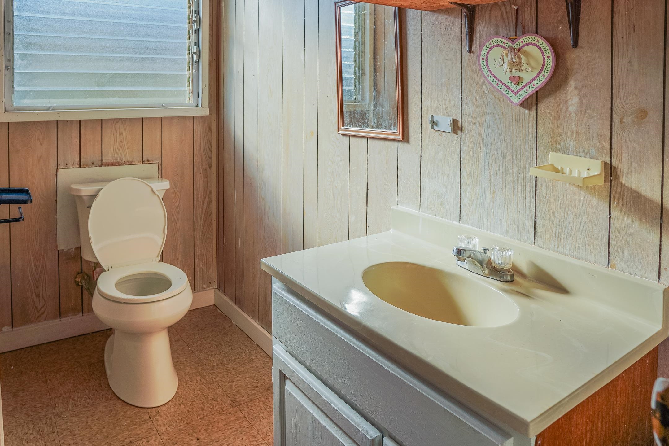 1685  Alahula St Kualapuu, Molokai home - photo 9 of 21