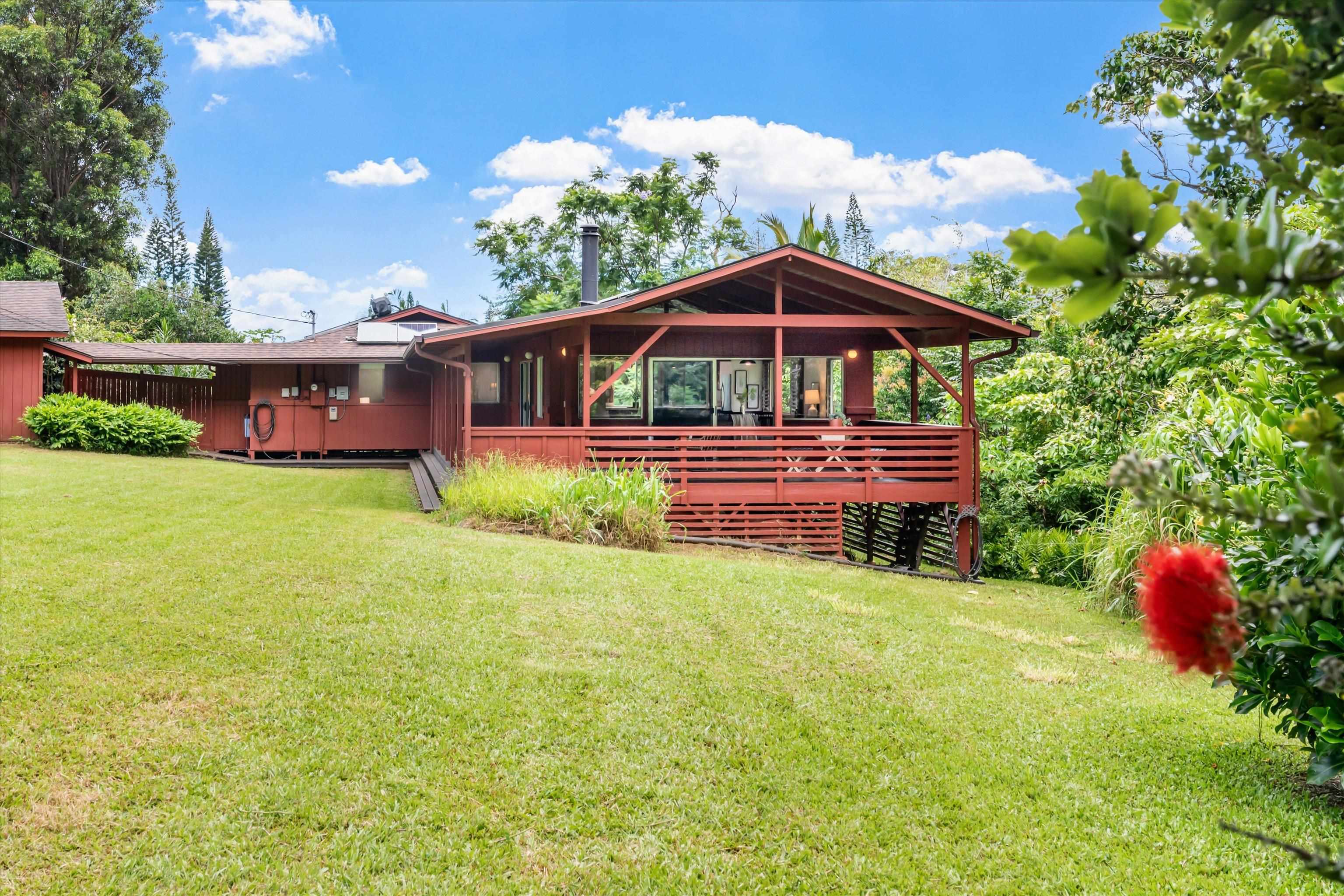 169  Waipalani Rd Maui Ranch Estates, Haiku home - photo 3 of 50
