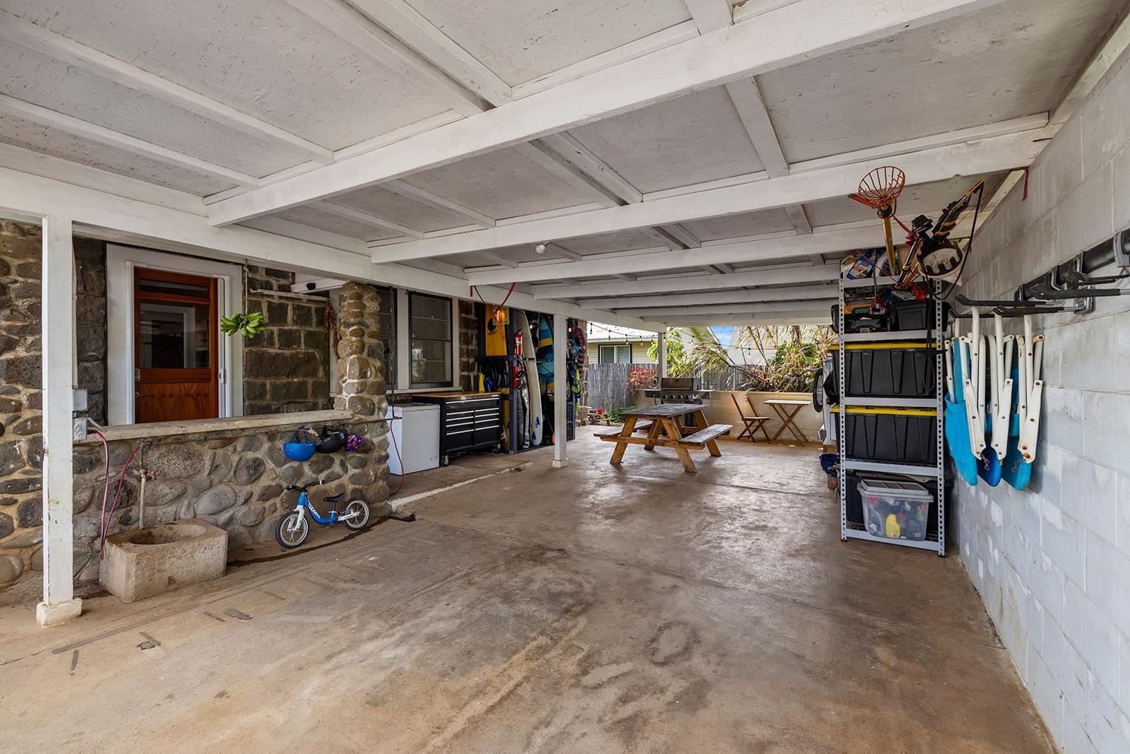 1697  Haiku Rd , Haiku home - photo 14 of 48