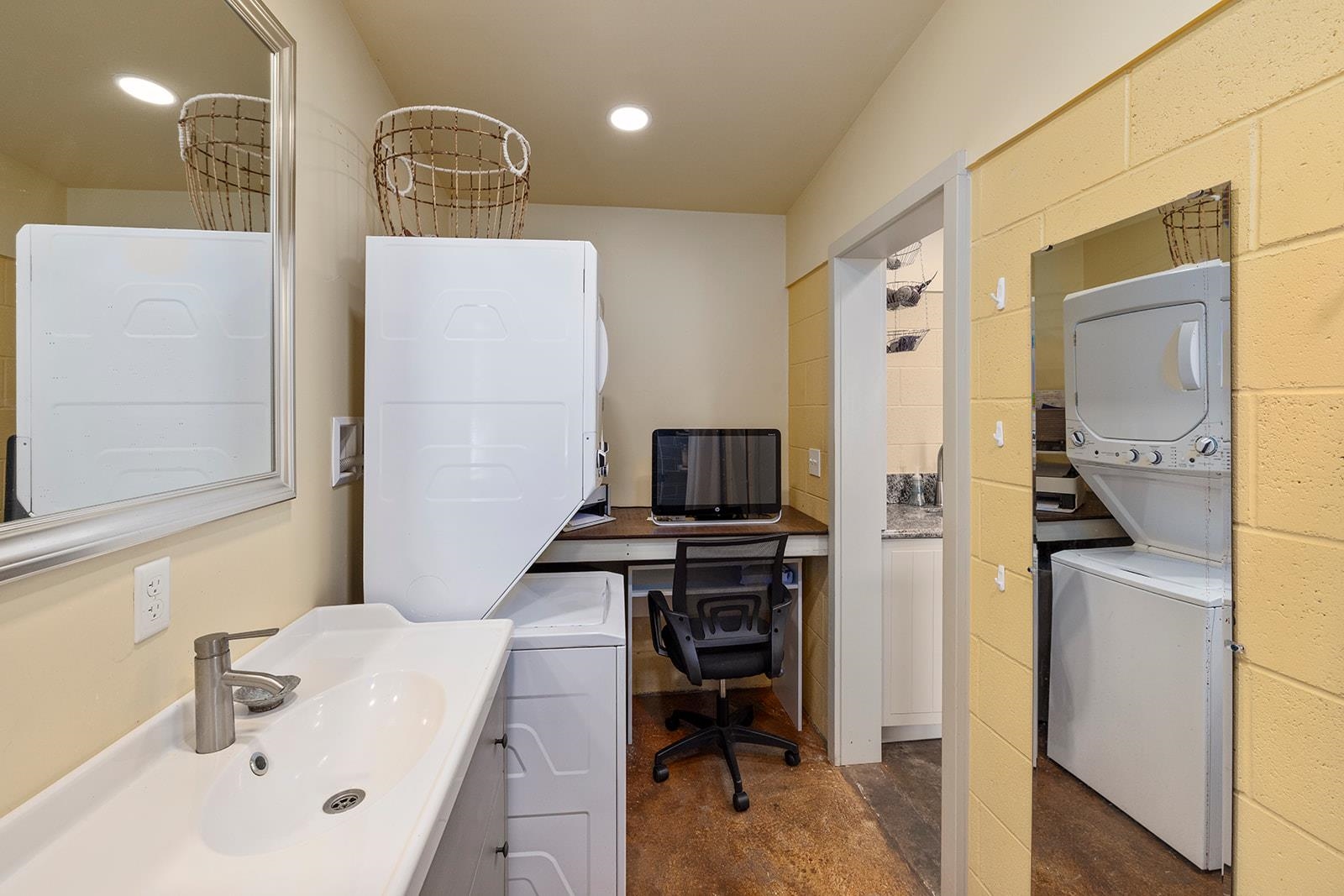 1697  Haiku Rd , Haiku home - photo 28 of 48