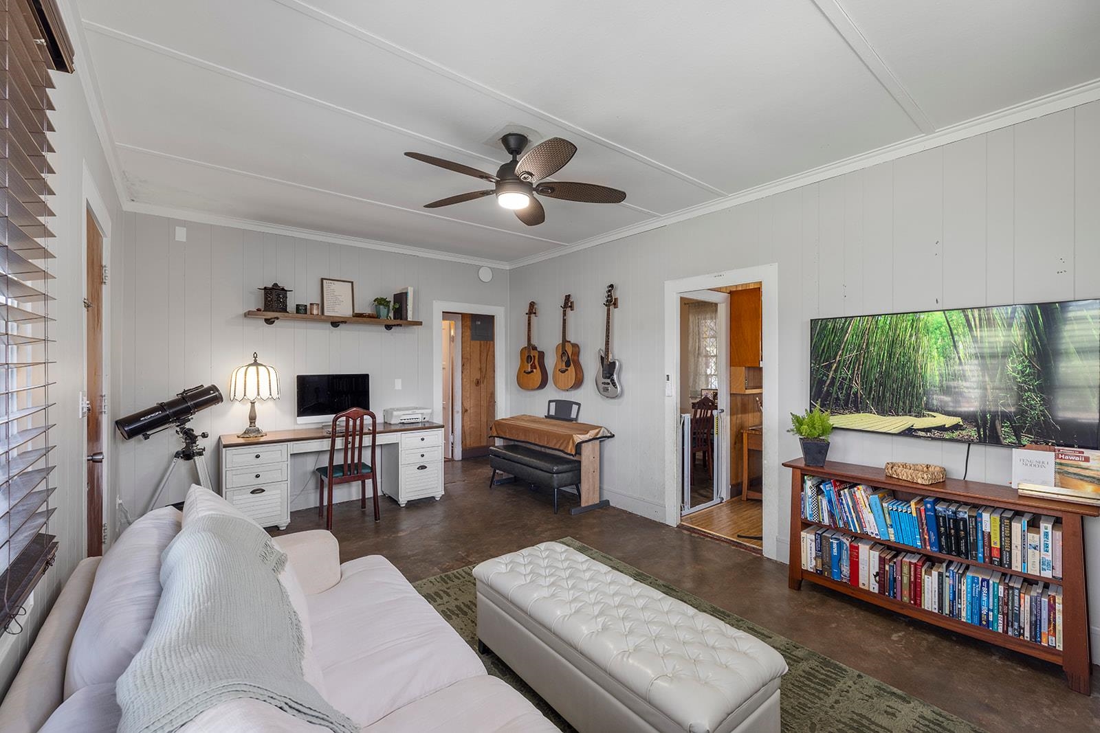 1697  Haiku Rd , Haiku home - photo 4 of 48