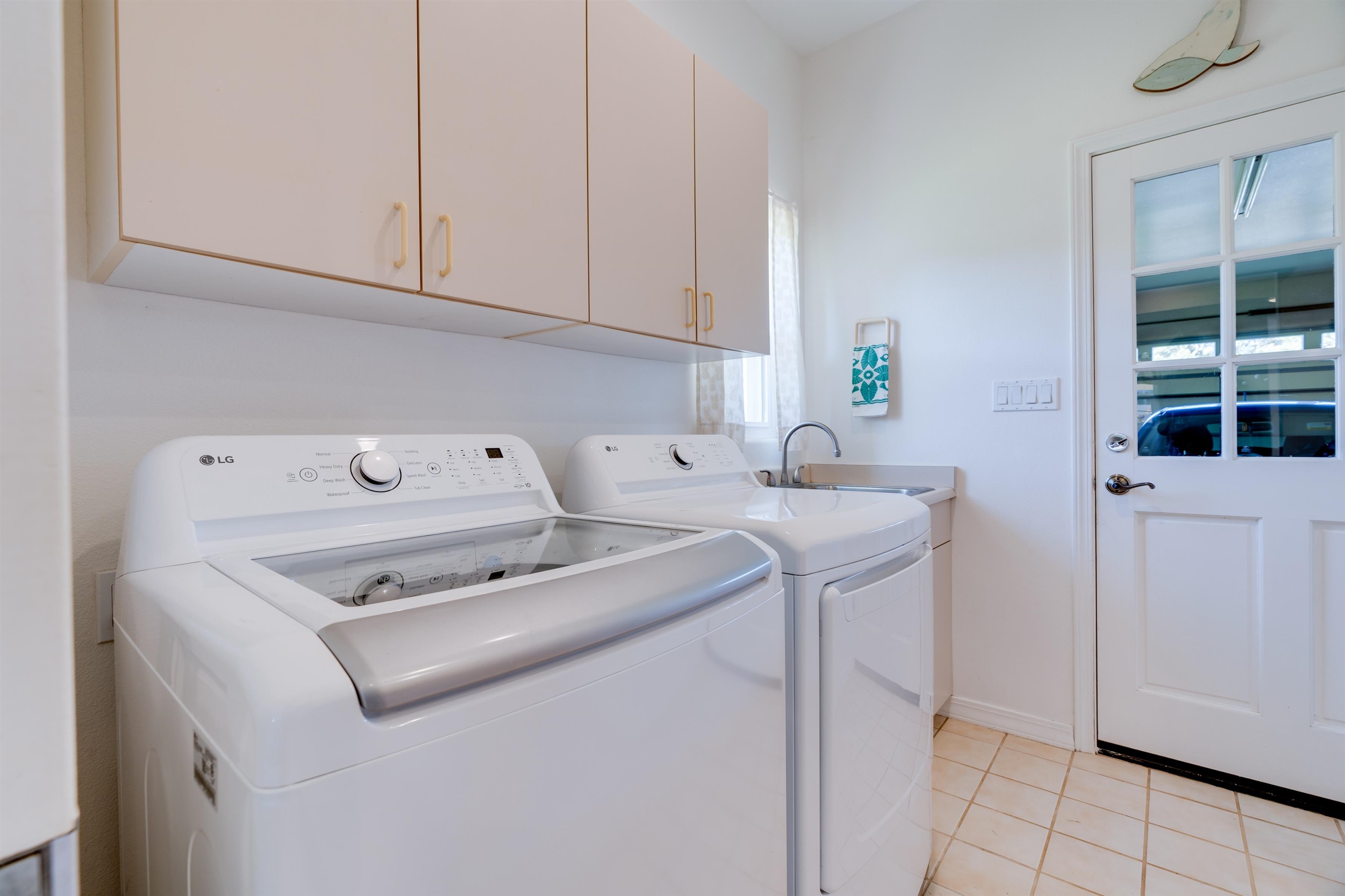 1699  Kaupakalua Rd , Haiku home - photo 24 of 41