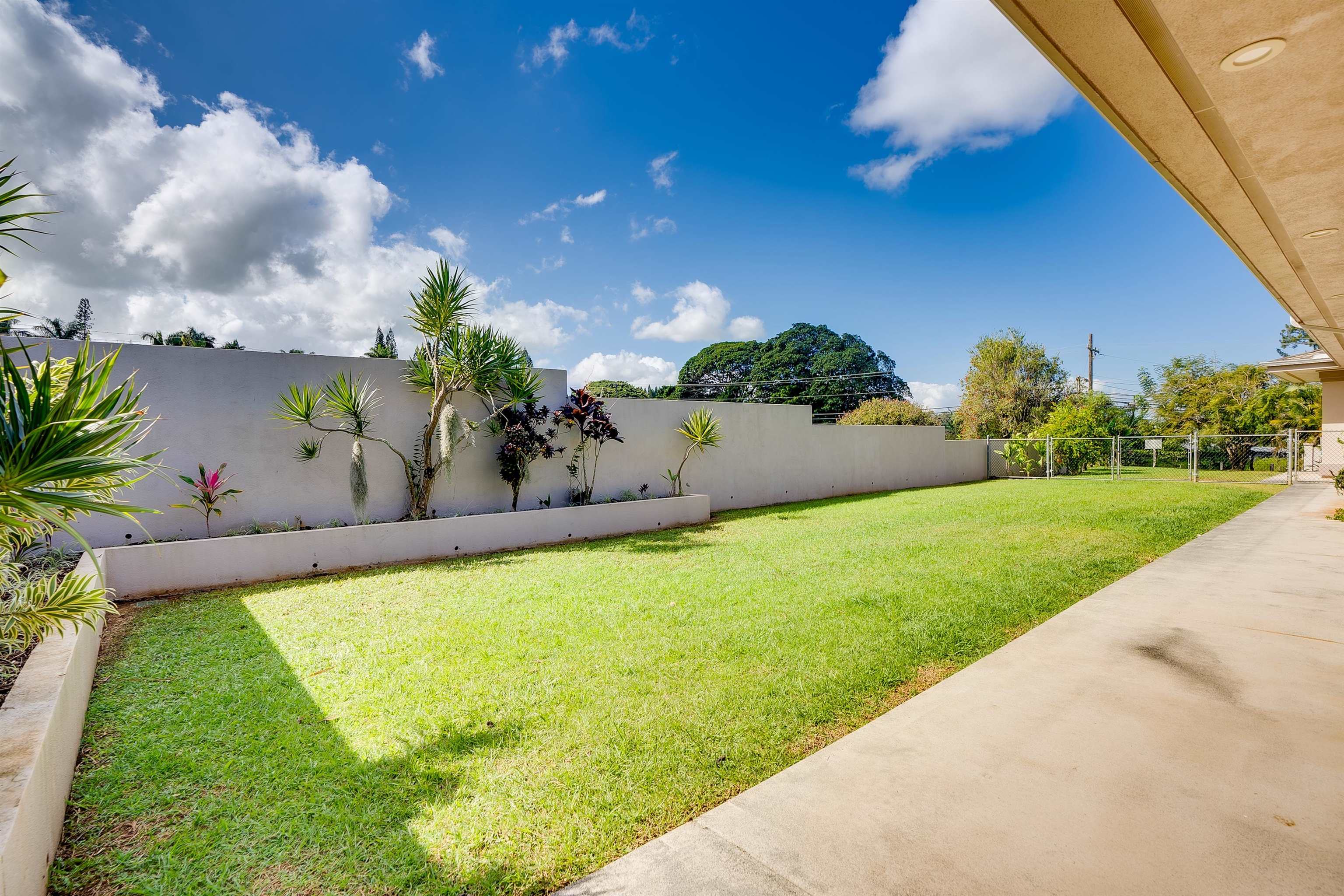 1699  Kaupakalua Rd , Haiku home - photo 30 of 41