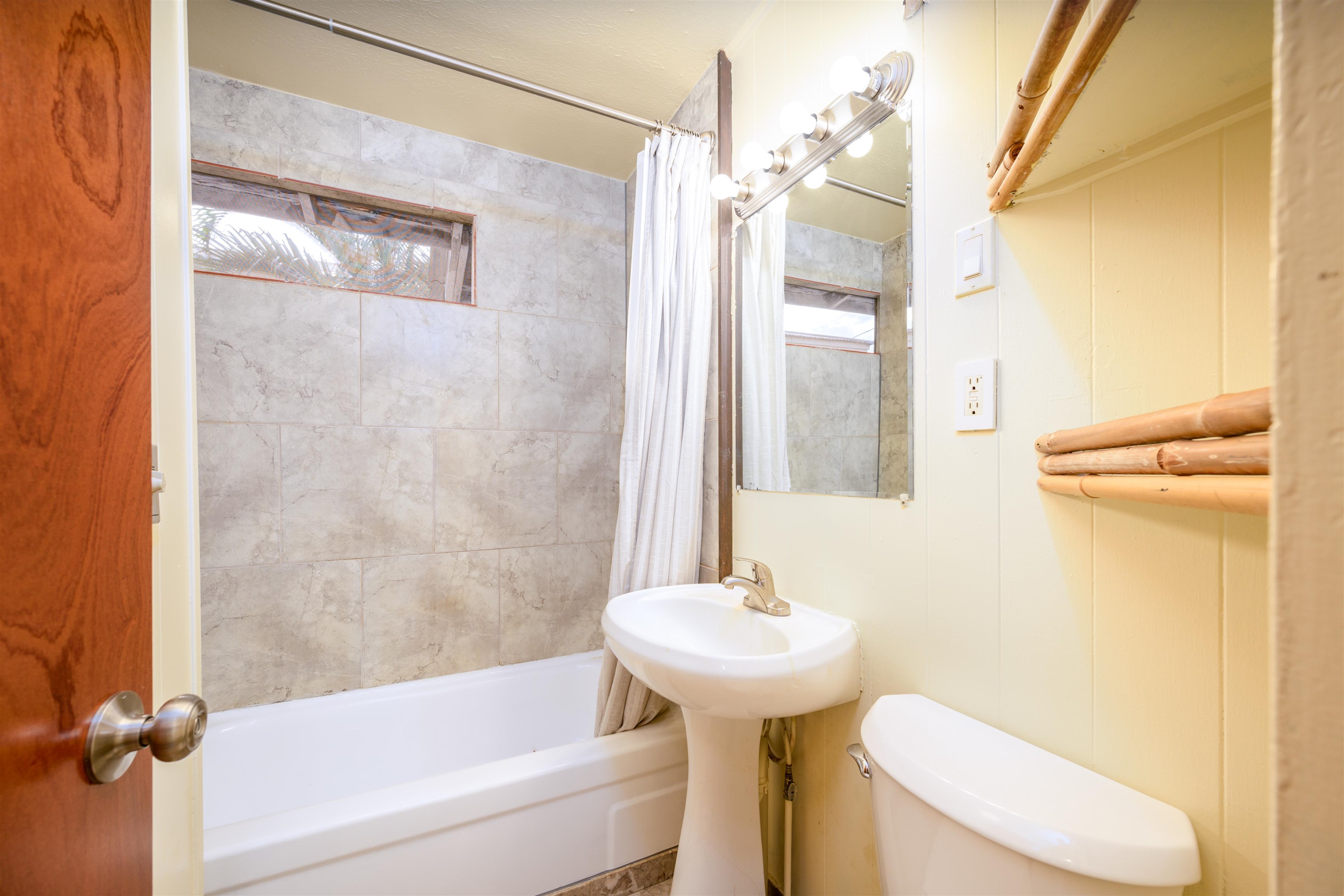 17  Akoni Pl Paia, Spreckelsville/Paia/Kuau home - photo 16 of 23