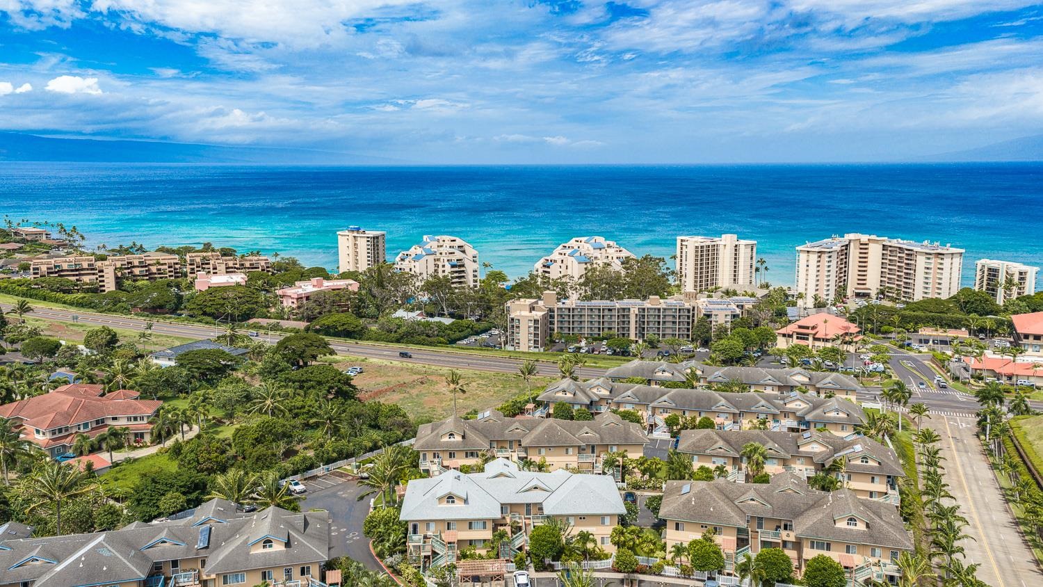 Villas at Kahana Ridge condo # 521, Lahaina, Hawaii - photo 32 of 33