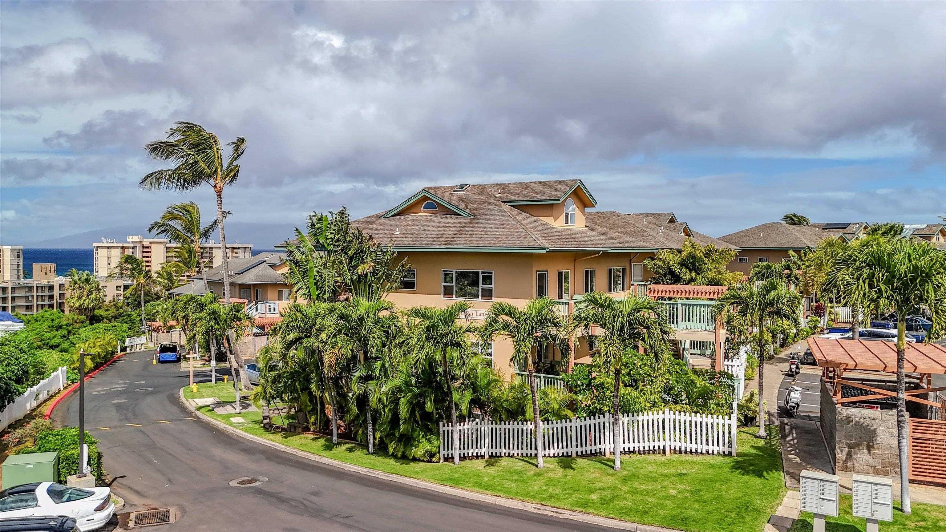 Villas at Kahana Ridge condo # 531, Lahaina, Hawaii - photo 35 of 46