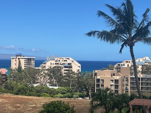 Villas at Kahana Ridge condo # 532, Lahaina, Hawaii - photo 16 of 18