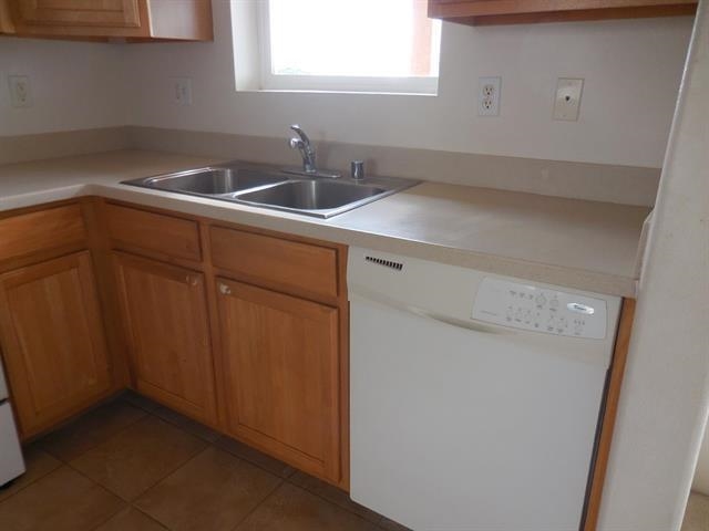 Villas at Kahana Ridge condo # 532, Lahaina, Hawaii - photo 3 of 18
