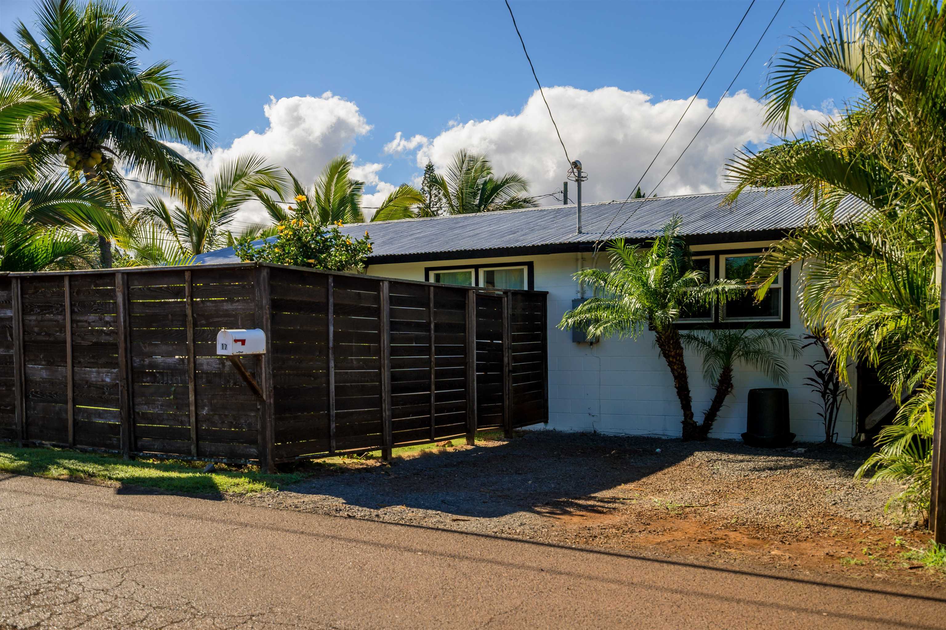 17  Kaimau St Kuau, Spreckelsville/Paia/Kuau home - photo 4 of 26