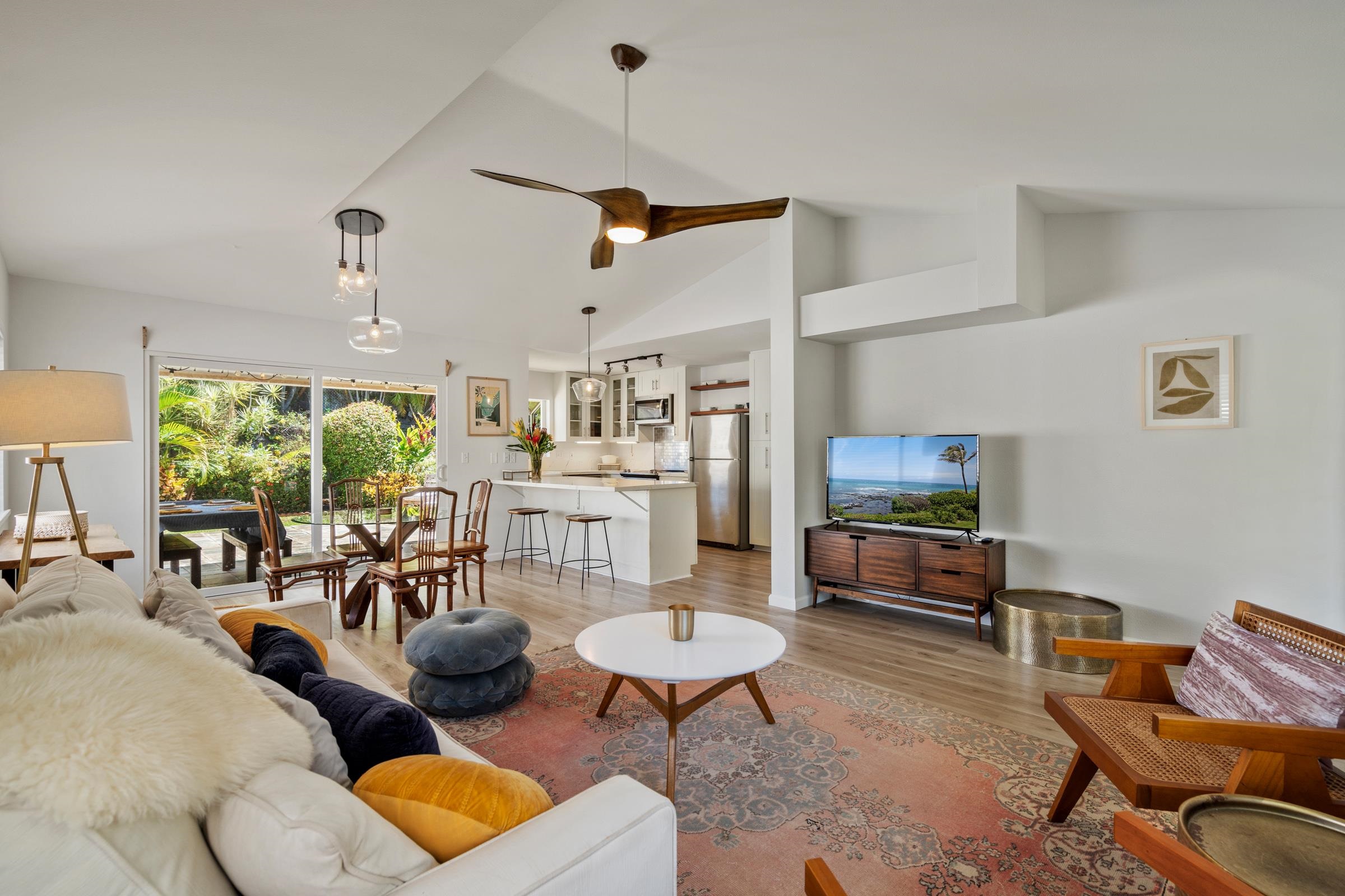 17  Laenui Pl Kuau Bayview, Spreckelsville/Paia/Kuau home - photo 3 of 43