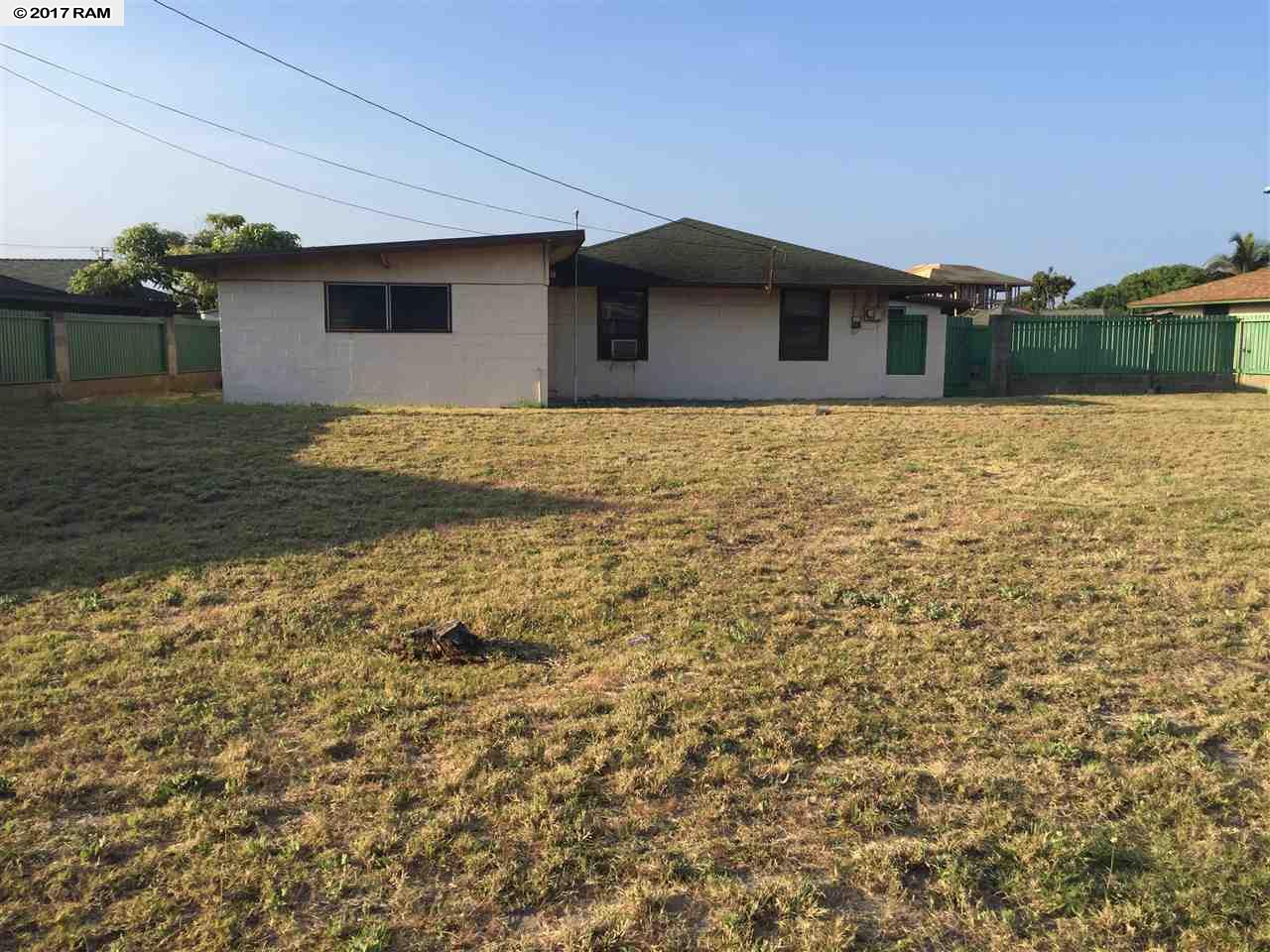 170  W Lanai St Kahului, Kahului home - photo 4 of 12